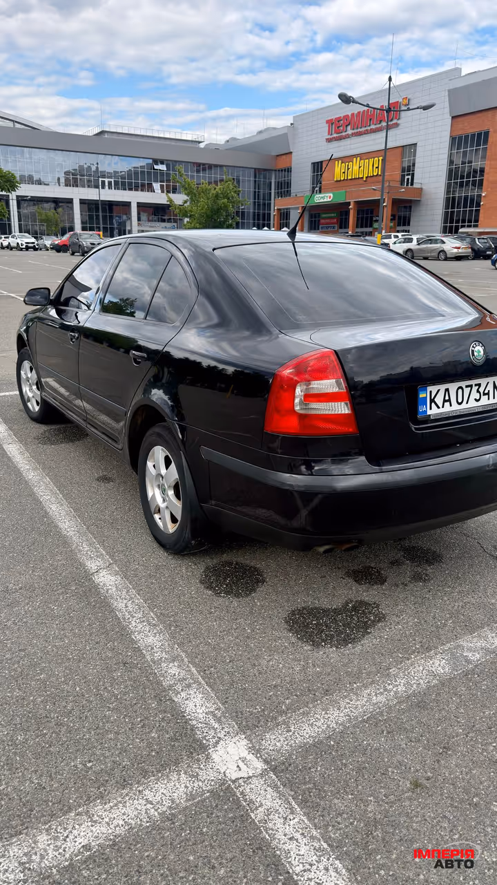 Skoda Octavia - фото 4