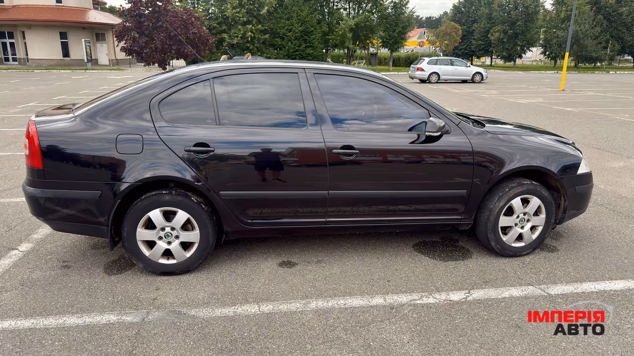 Skoda Octavia - фото 1