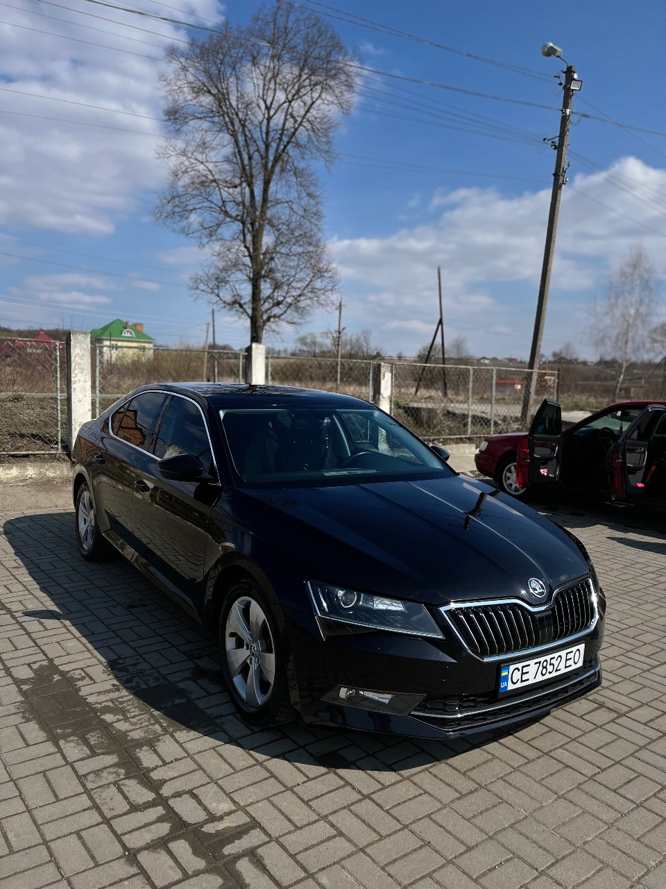 Skoda Superb - фото 1