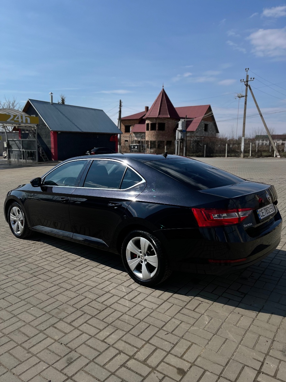 Skoda Superb - фото 6