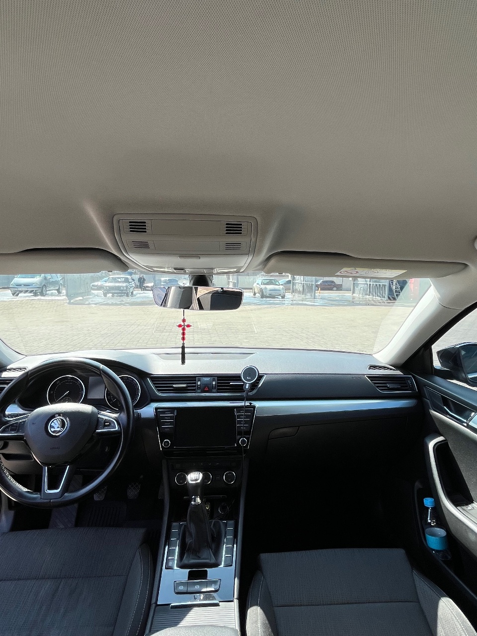 Skoda Superb - фото 17