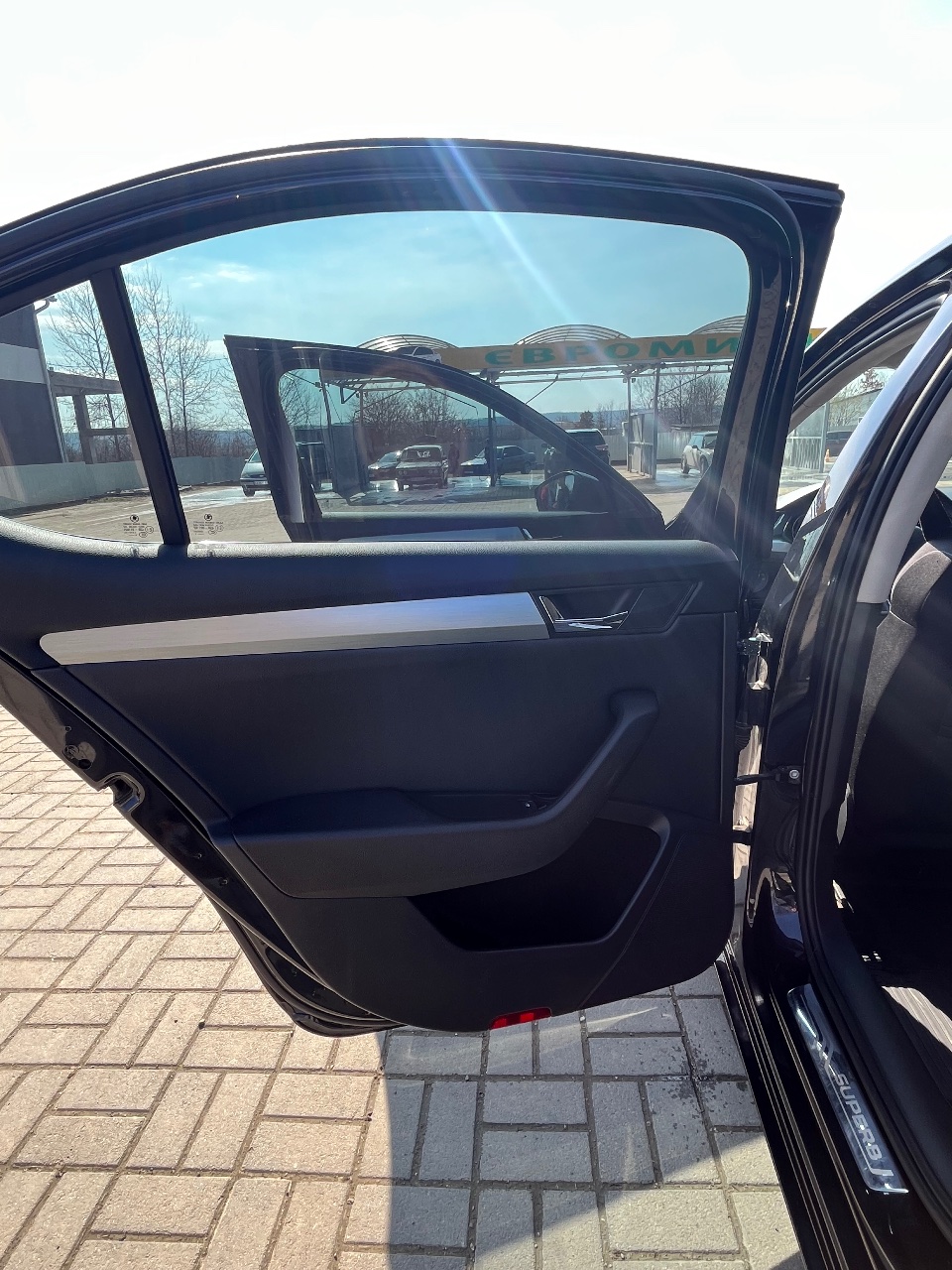 Skoda Superb - фото 14