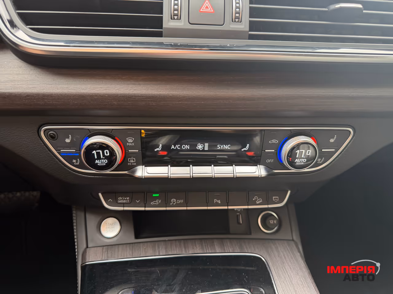 Audi Q5 - фото 20