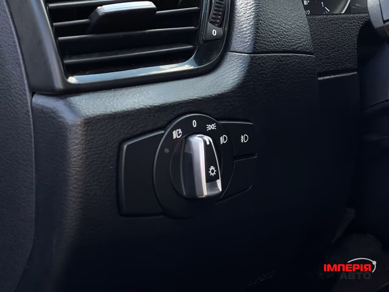 BMW X1 - фото 16