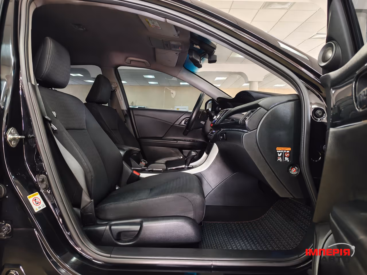 Honda Accord - фото 7