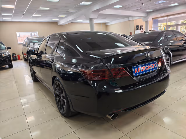Honda Accord - зображення 2