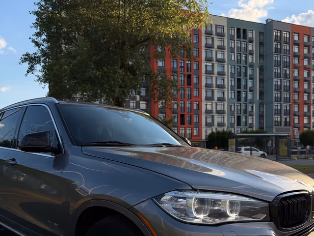 BMW X5 - зображення 3
