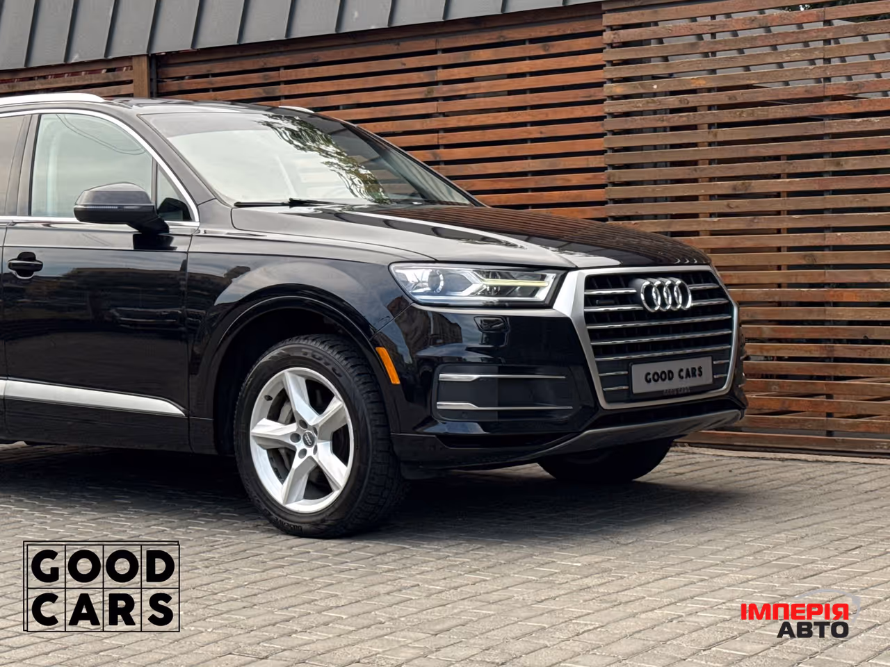 Audi Q7 - фото 14