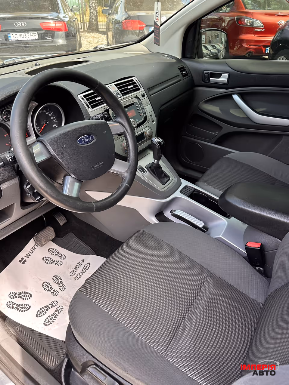 Ford Kuga - фото 5