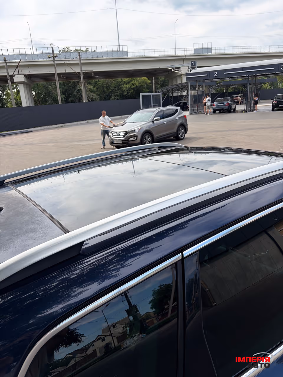 Volkswagen Touareg - фото 8