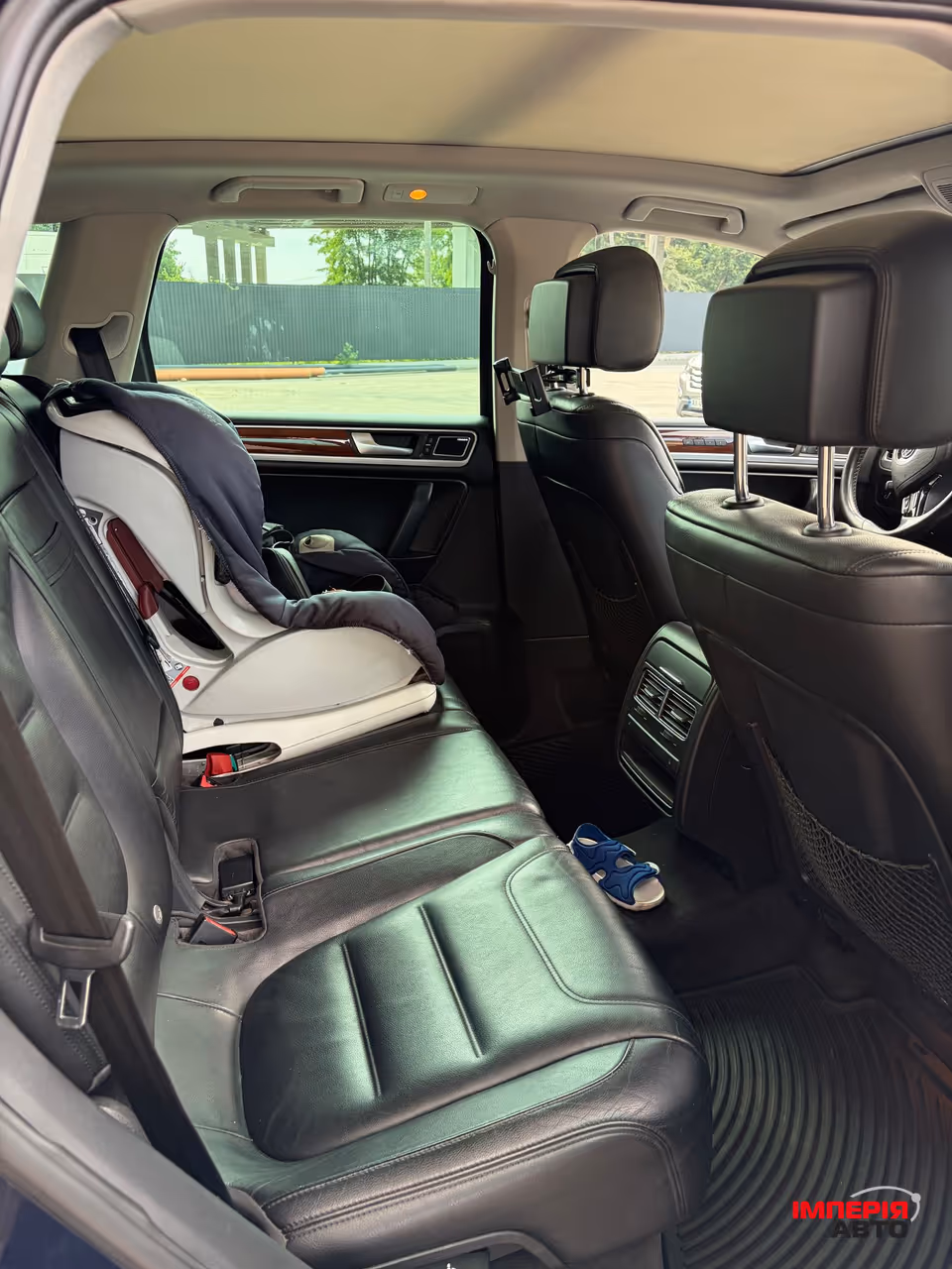 Volkswagen Touareg - фото 10