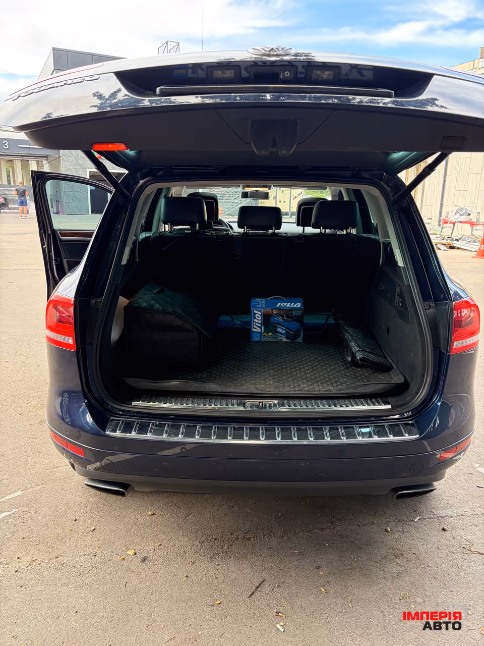 Volkswagen Touareg - фото 25