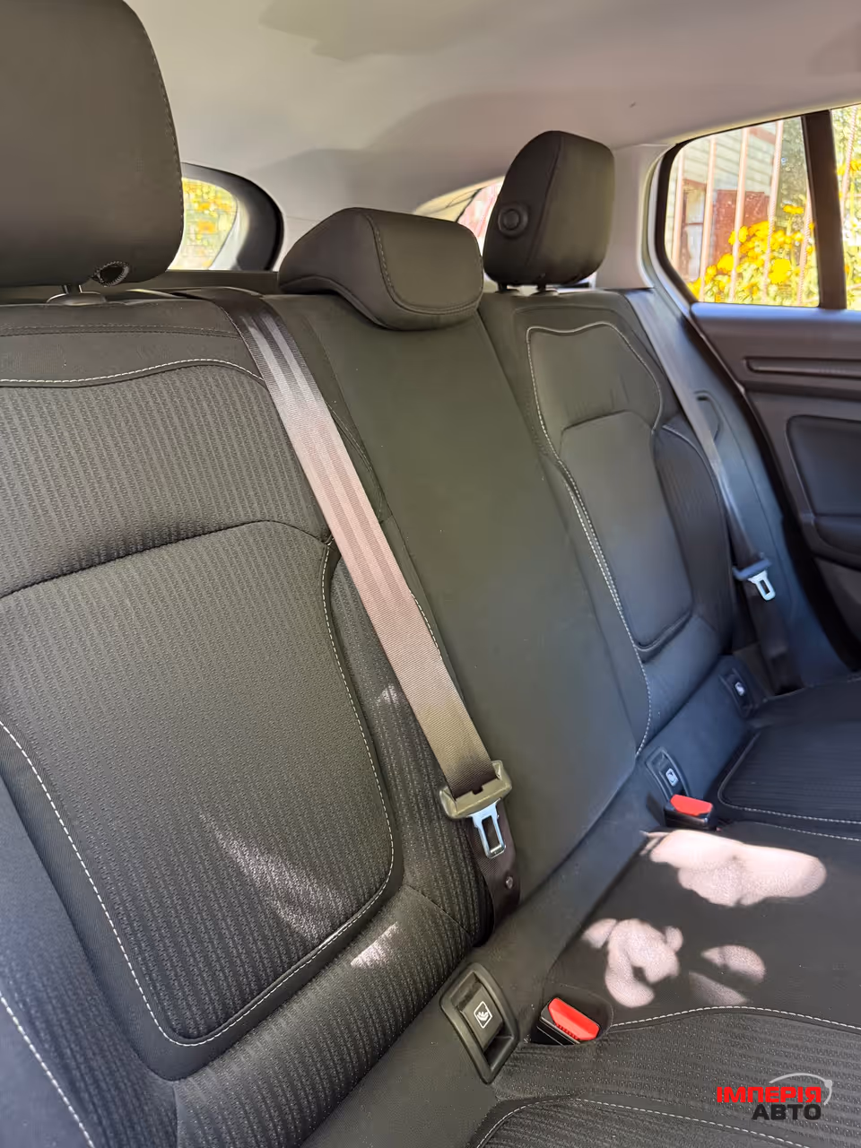 Renault Megane - фото 16