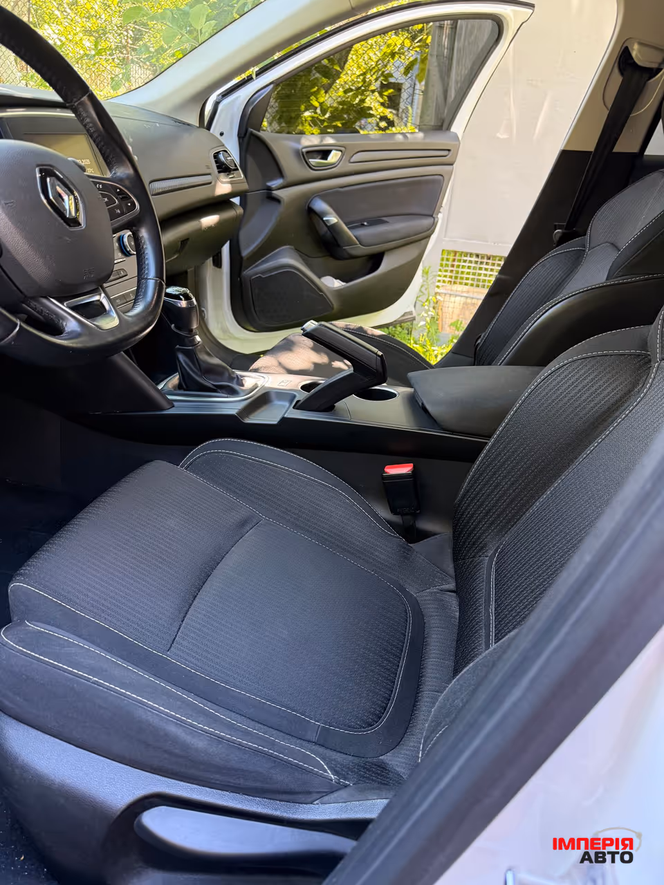 Renault Megane - фото 15