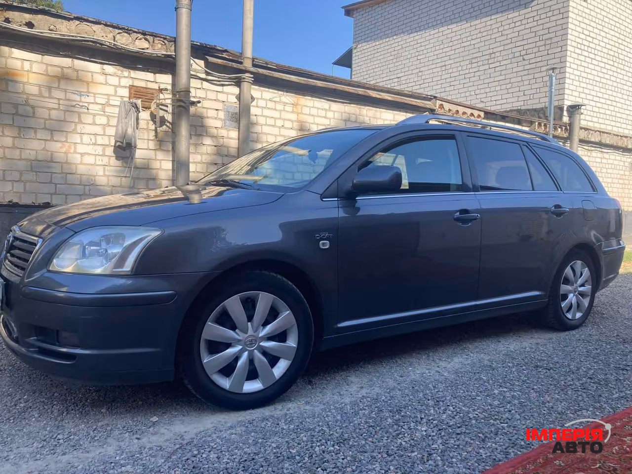 Toyota Avensis - фото 9
