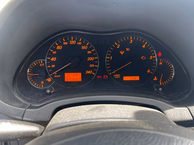 Toyota Avensis - зображення 5