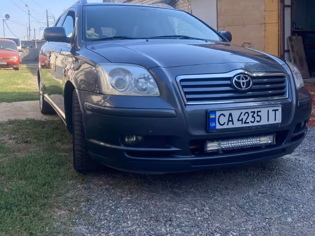 Toyota Avensis - зображення 2