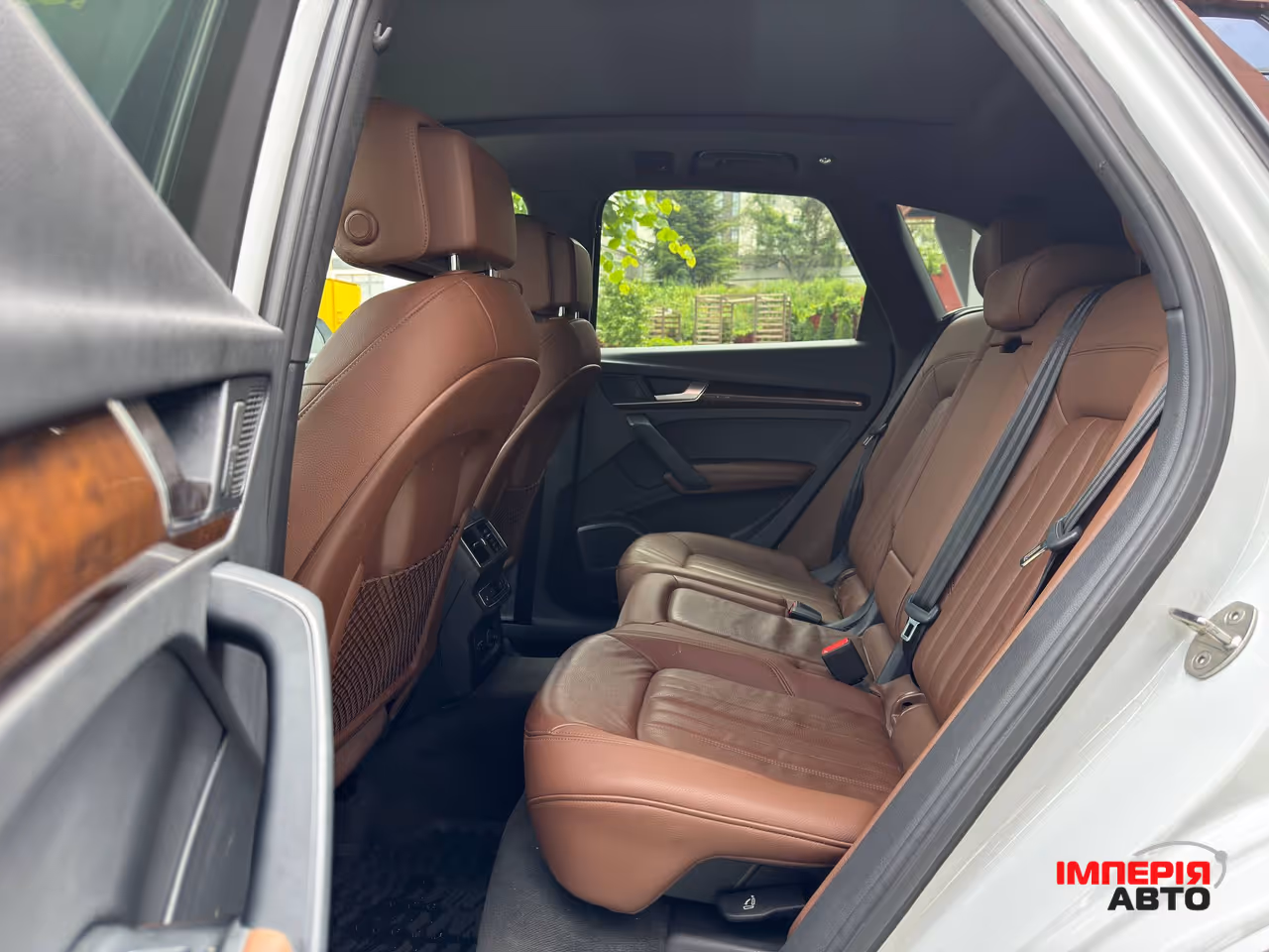 Audi Q5 - фото 17