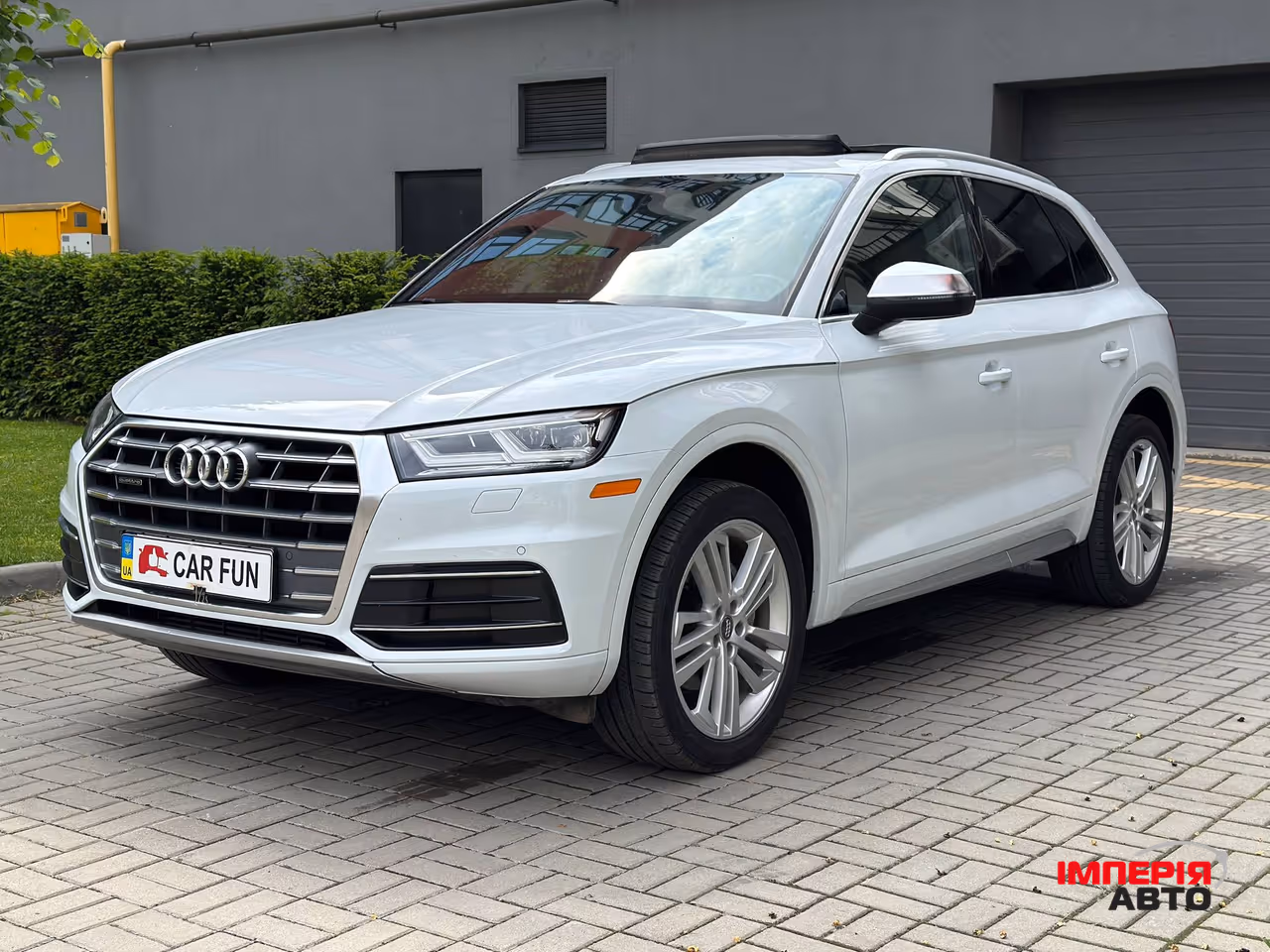 Audi Q5 - фото 1