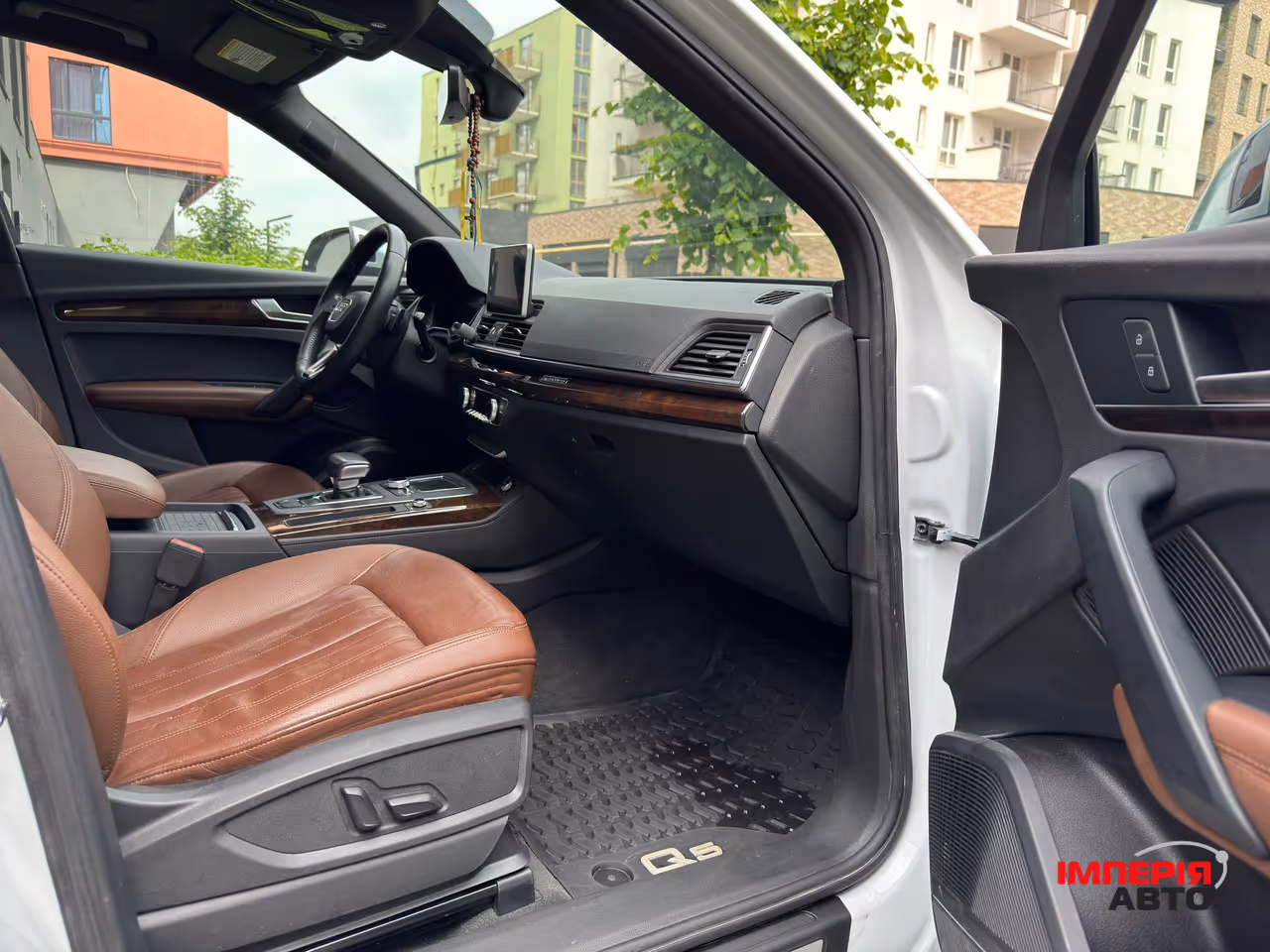 Audi Q5 - фото 19