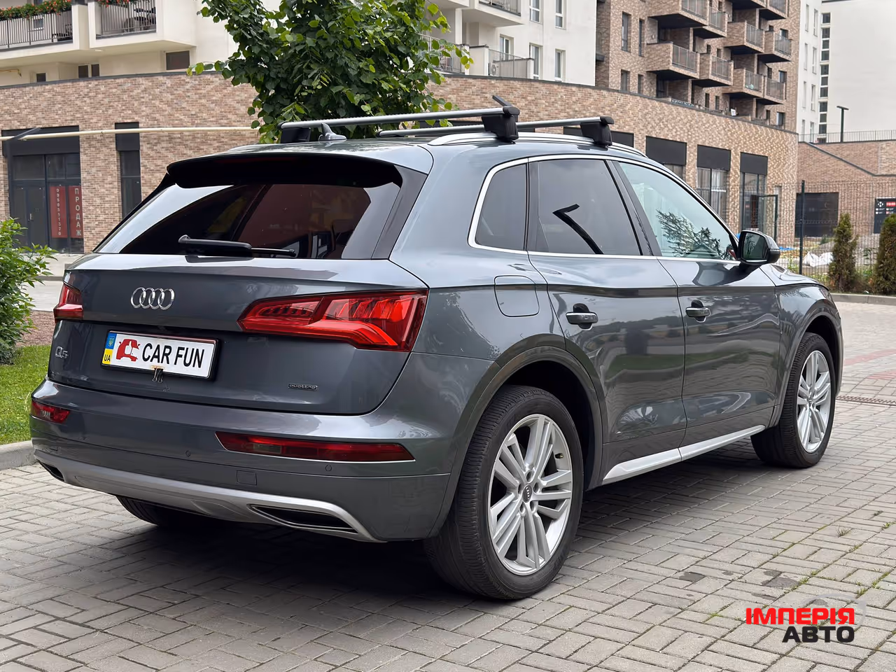 Audi Q5 - фото 4
