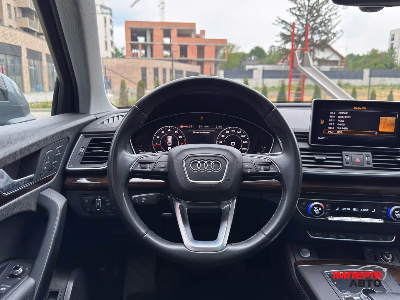 Audi Q5 - фото 25