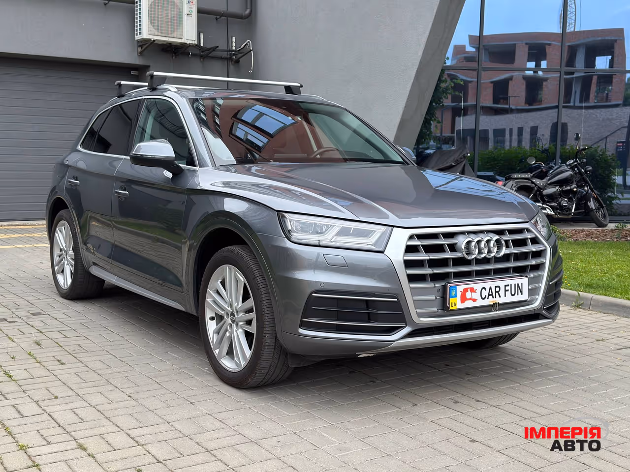 Audi Q5 - фото 3