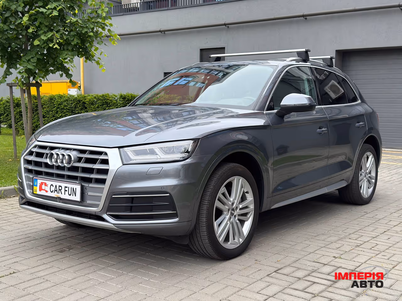 Audi Q5 - фото 1