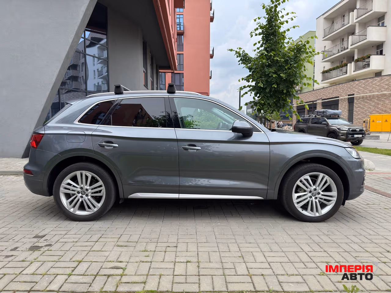 Audi Q5 - фото 8