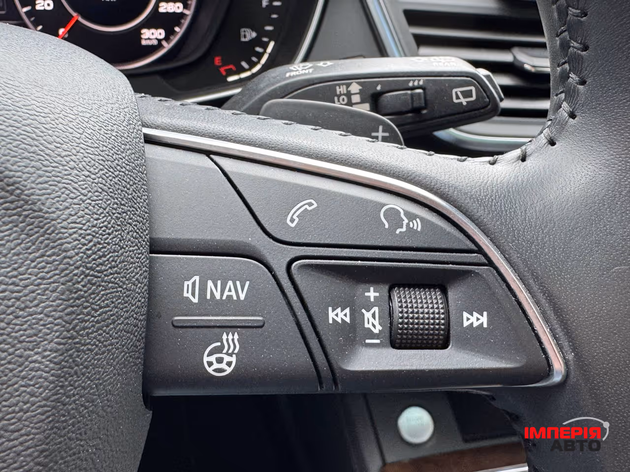 Audi Q5 - фото 31