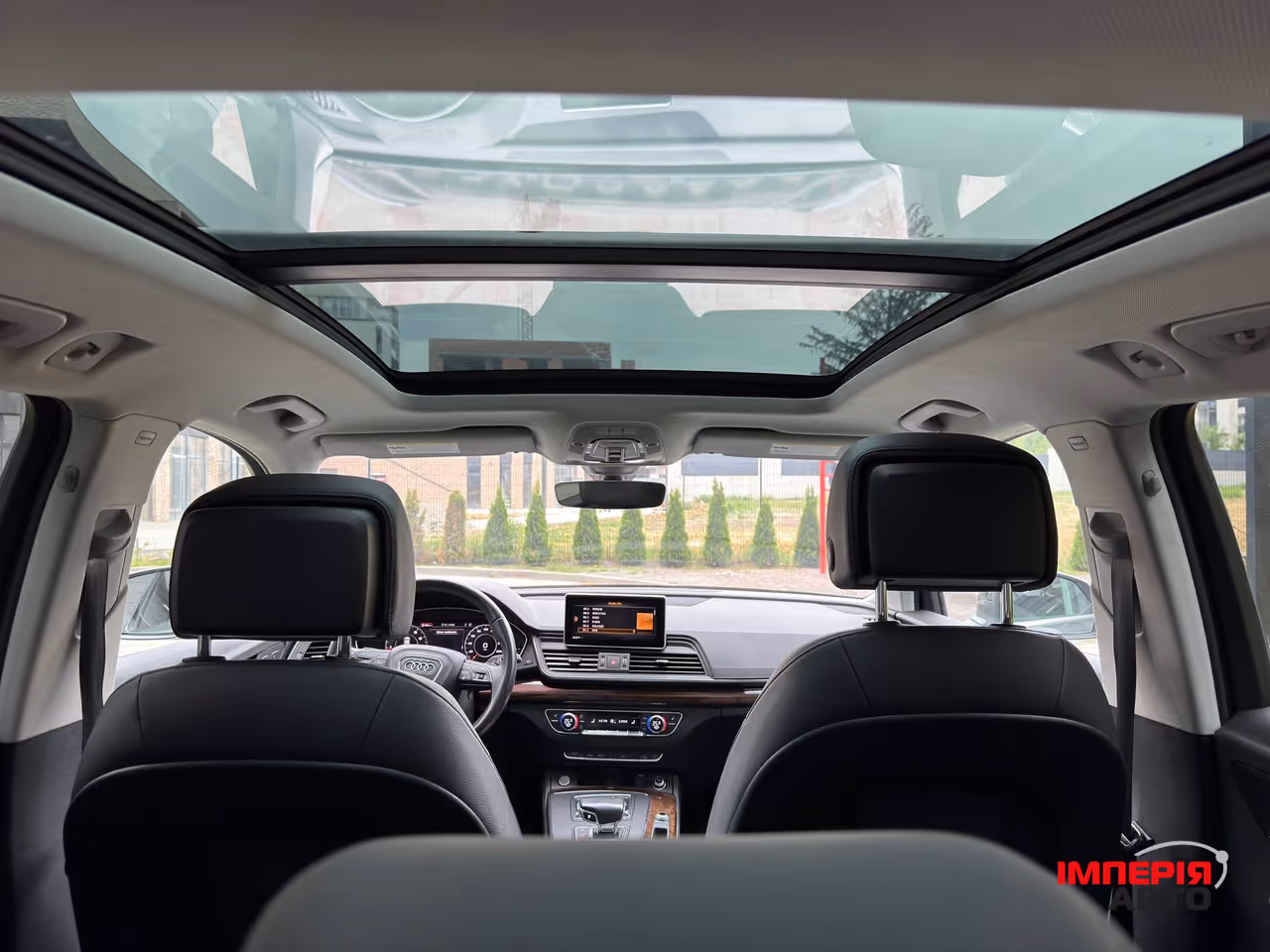 Audi Q5 - фото 17