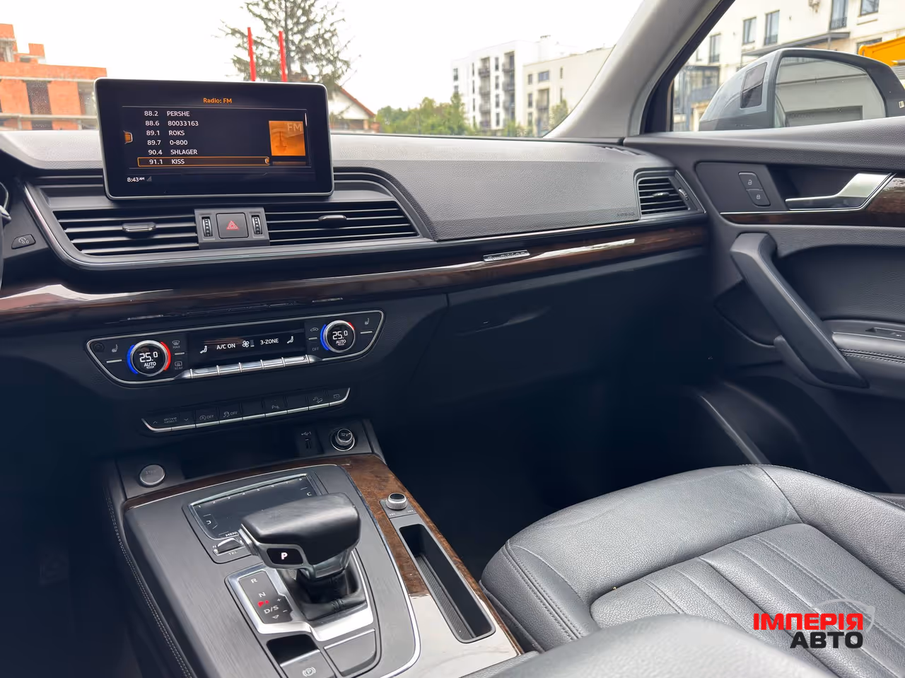 Audi Q5 - фото 26