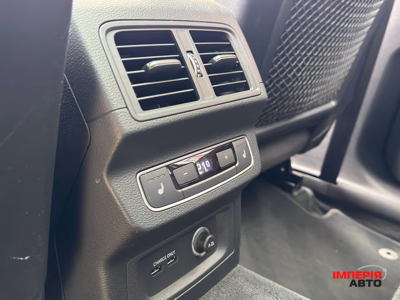 Audi Q5 - фото 15