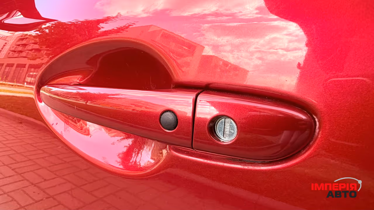Mazda 3 - фото 22