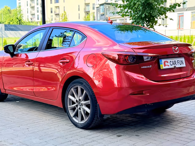 Mazda 3 - зображення 5