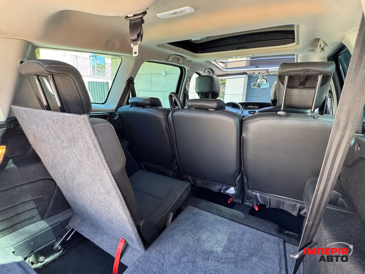 Renault Scenic - фото 20