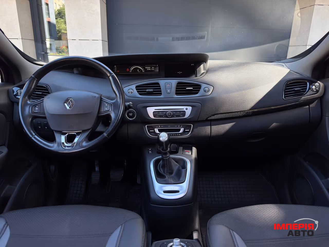 Renault Scenic - фото 26