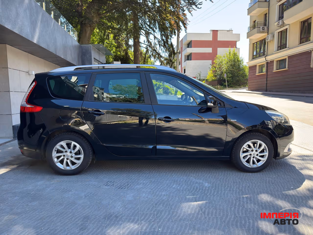 Renault Scenic - фото 5