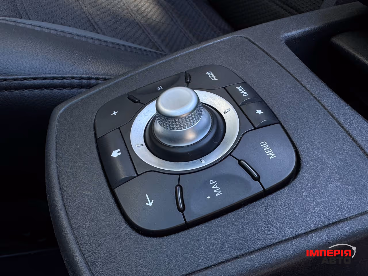 Renault Scenic - фото 16