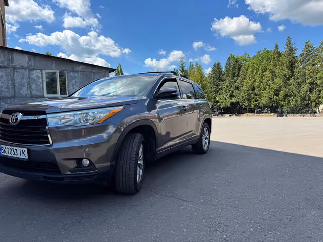 Toyota Highlander - зображення 1