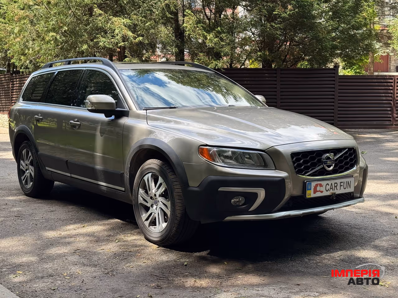 Volvo XC70 - фото 3