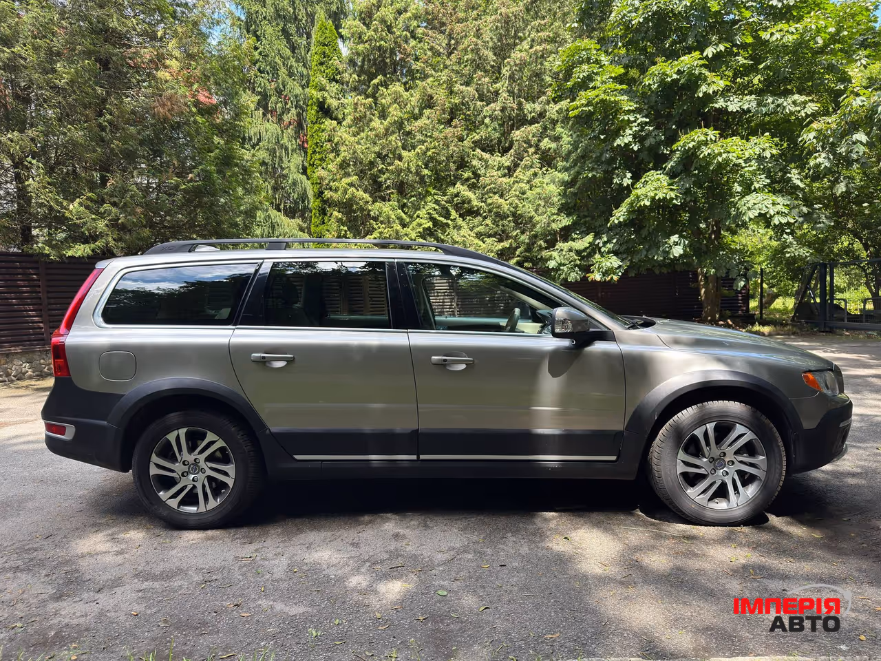 Volvo XC70 - фото 4