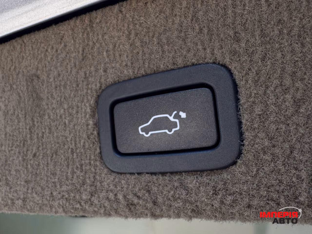 Volvo XC70 - фото 16