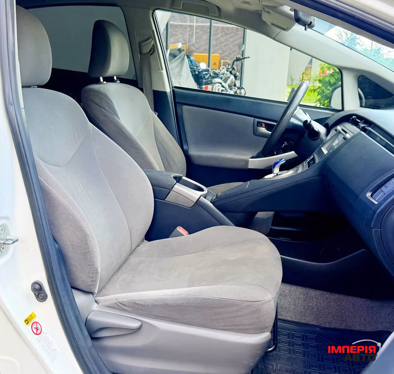 Toyota Prius - фото 7