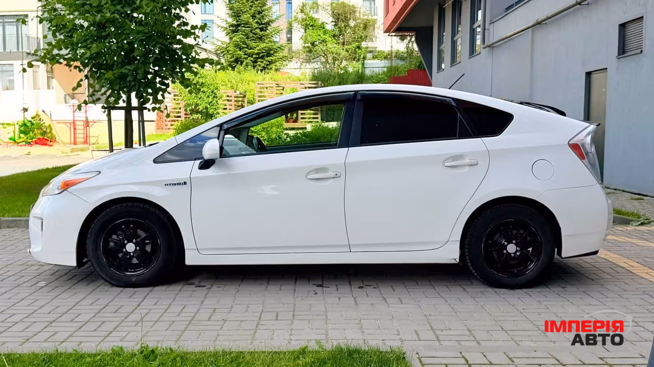 Toyota Prius - фото 16