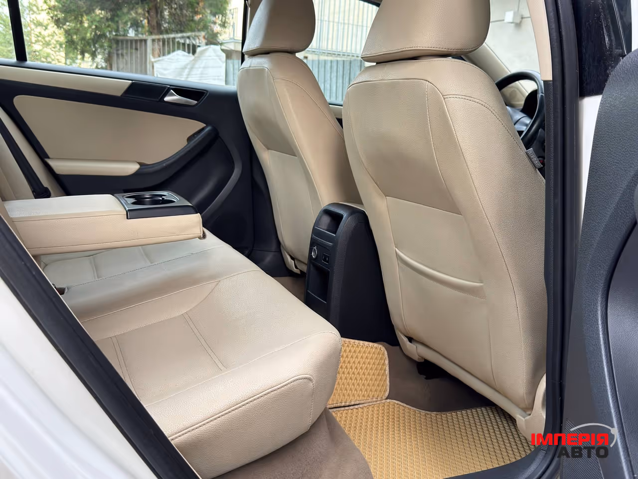 Volkswagen Jetta - фото 15