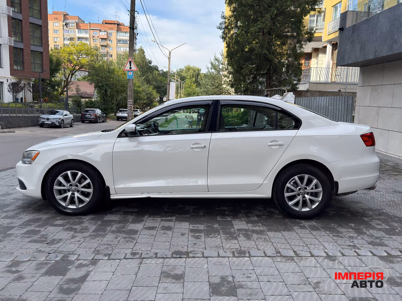 Volkswagen Jetta - фото 5