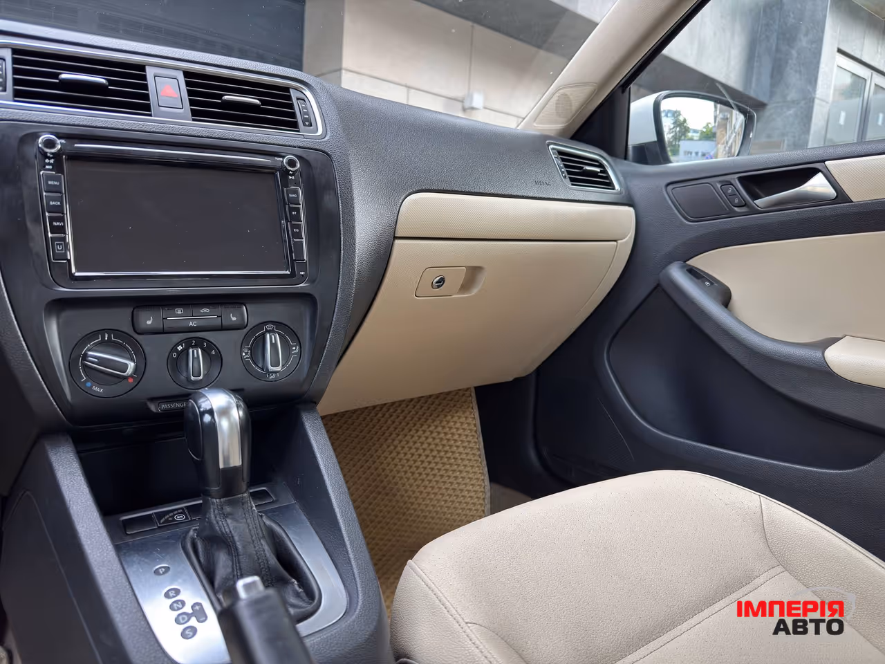 Volkswagen Jetta - фото 23