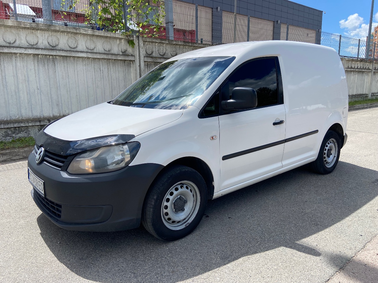 Volkswagen Caddy - фото 7