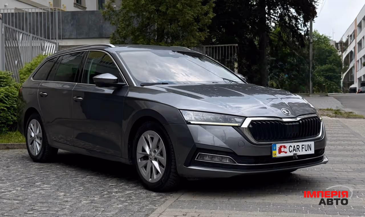 Skoda Octavia - фото 2